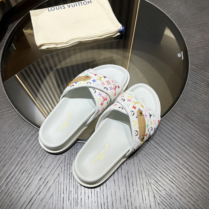 LV SANDALS