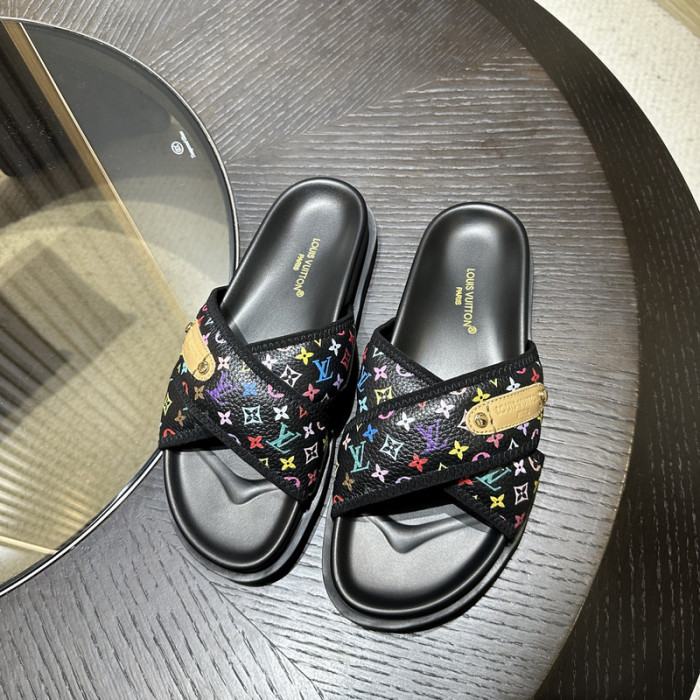 LV SANDALS