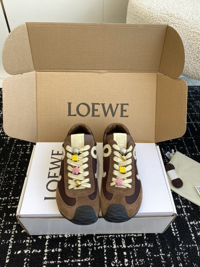 Loe*we Ballet Runner