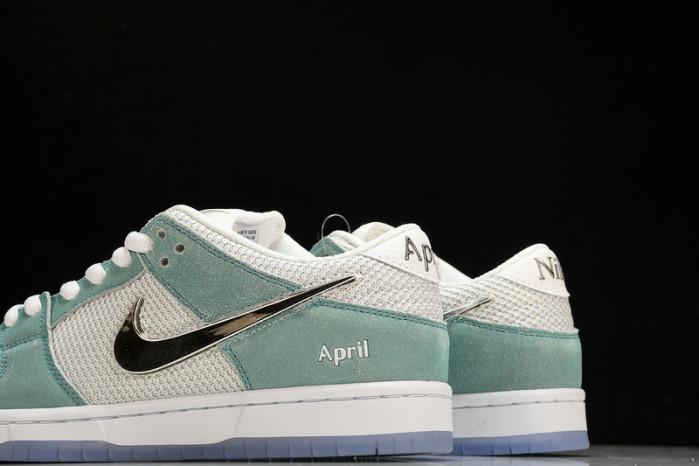 nike sb dunk low april skateboards fd2562-400