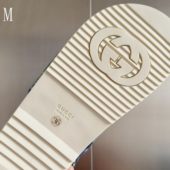 GUCC SANDALS