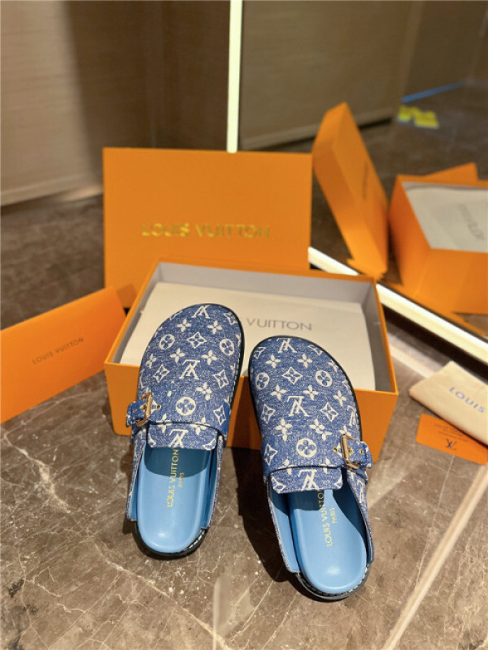 LV SANDALS
