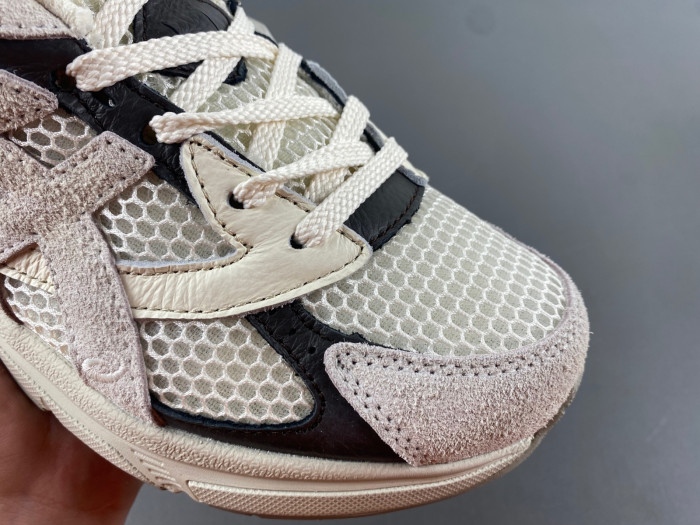 As*ic*s sneaker