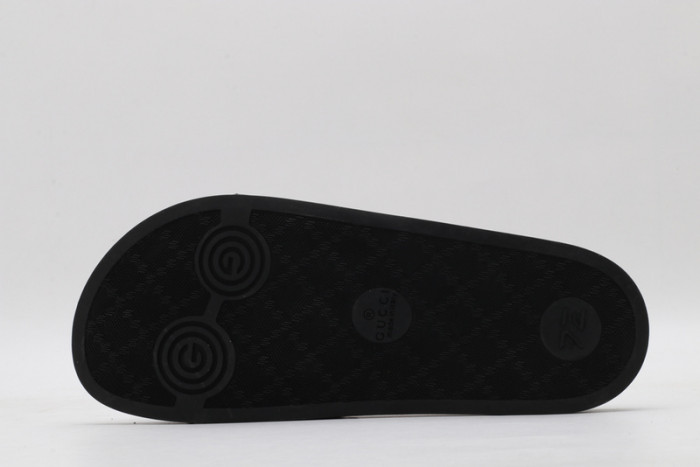 GUCC SANDALS