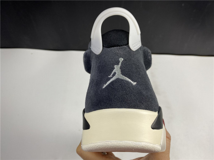 air jordan 6 wmns “tech Ch*0me