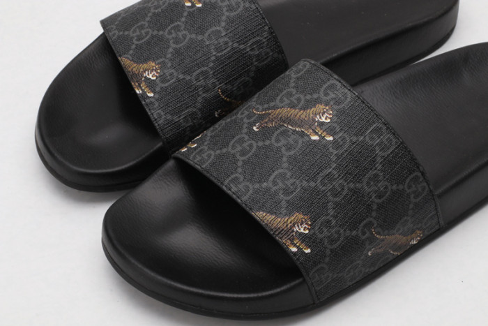 GUCC SANDALS