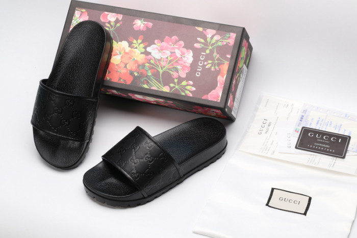 GUCC SANDALS