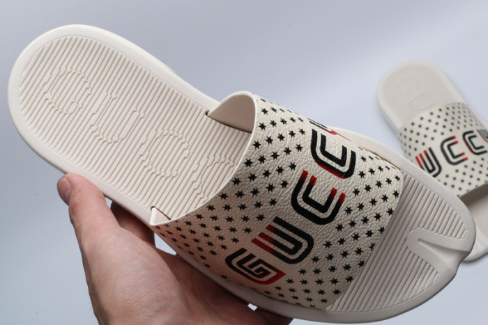 GUCC SANDALS